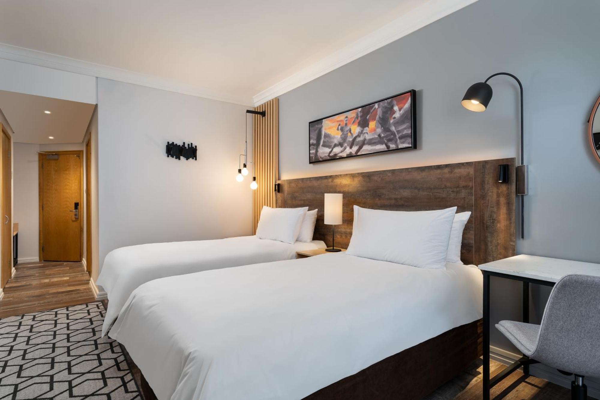 Protea Hotel By Marriott Johannesburg Wanderers Eksteriør billede