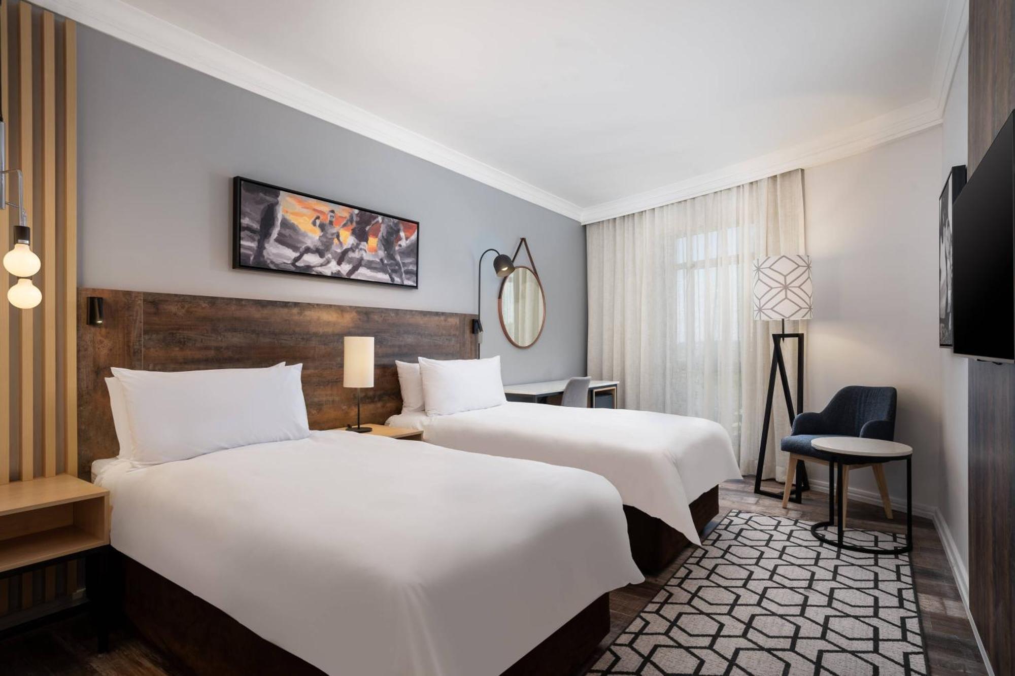 Protea Hotel By Marriott Johannesburg Wanderers Eksteriør billede
